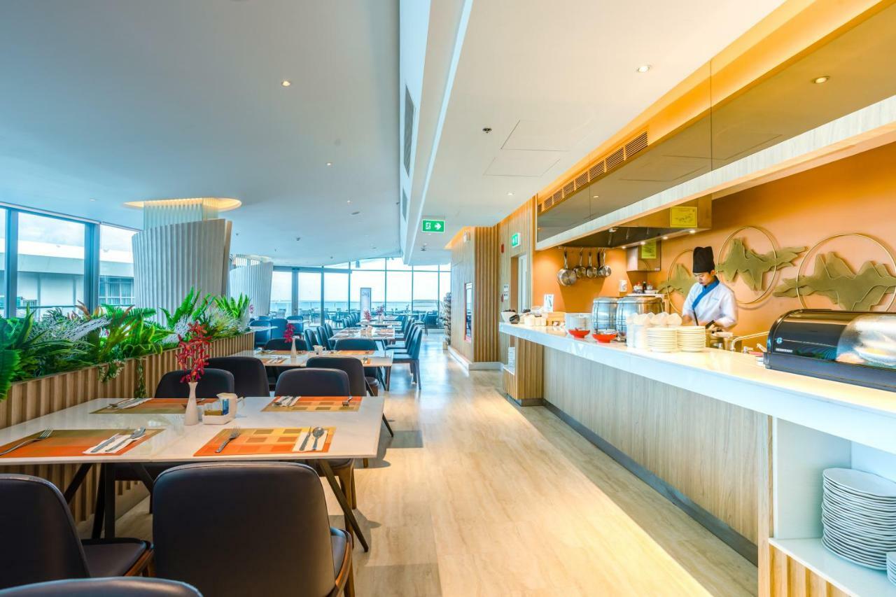 Centara Sonrisa Residences & Suites Sriracha Сирача Экстерьер фото