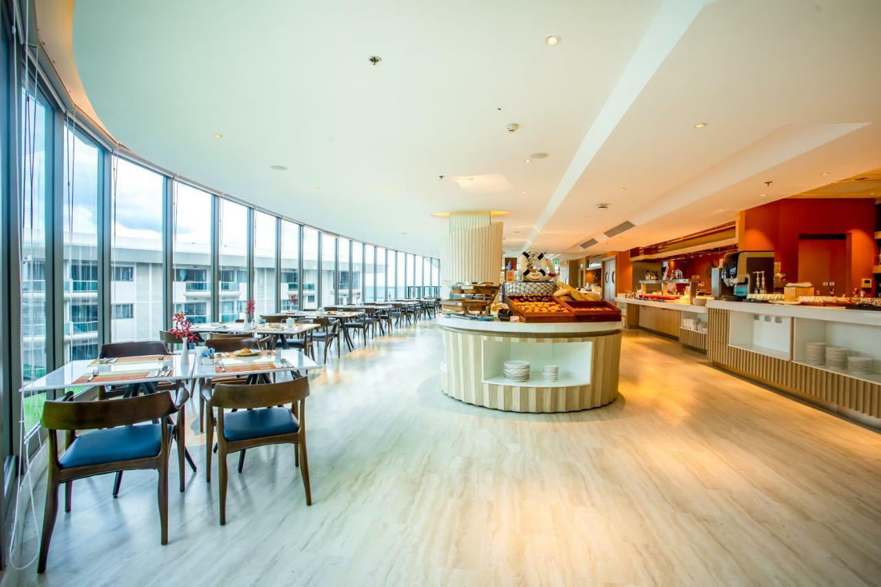 Centara Sonrisa Residences & Suites Sriracha Сирача Экстерьер фото