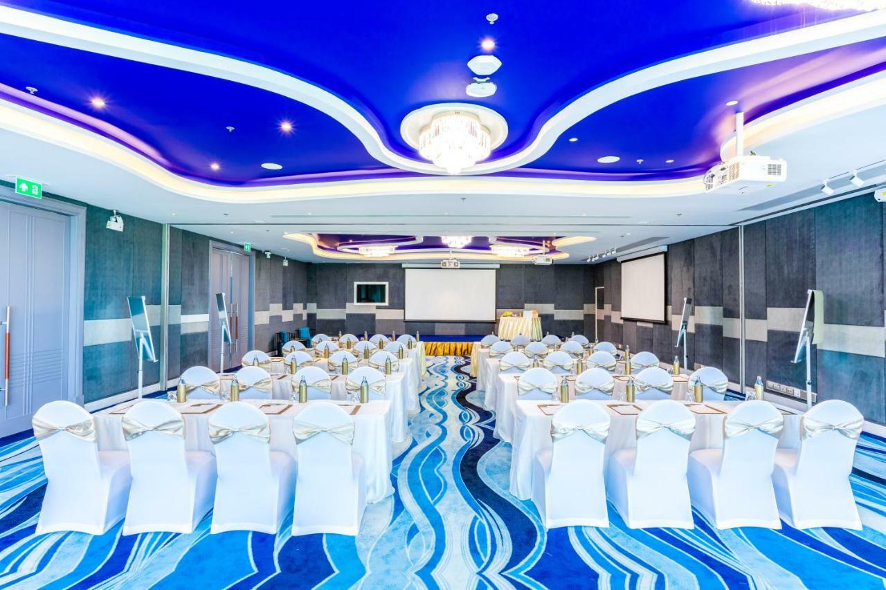 Centara Sonrisa Residences & Suites Sriracha Сирача Экстерьер фото